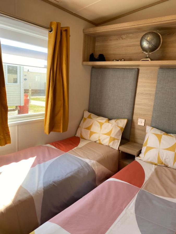 Beachfront Lodge, Lossiemouth Bay 外观 照片